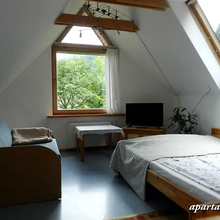 Apartamencik Z Widokiem Na Giewont Apartment *